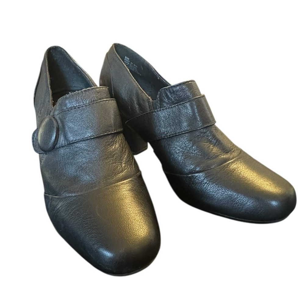 Clarks Bendables Black Leather Button Heels size 8 1/2 - Picture 6 of 10